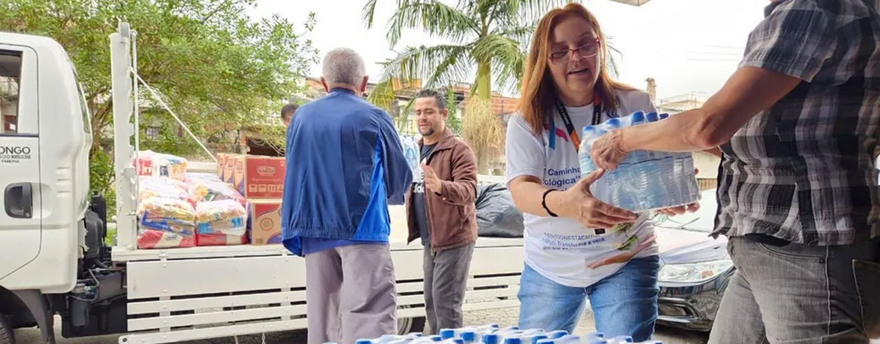 Iniciativas no Alto Tietê arrecadam doações para vítimas da chuva no Litoral Norte de SP; veja como ajudar