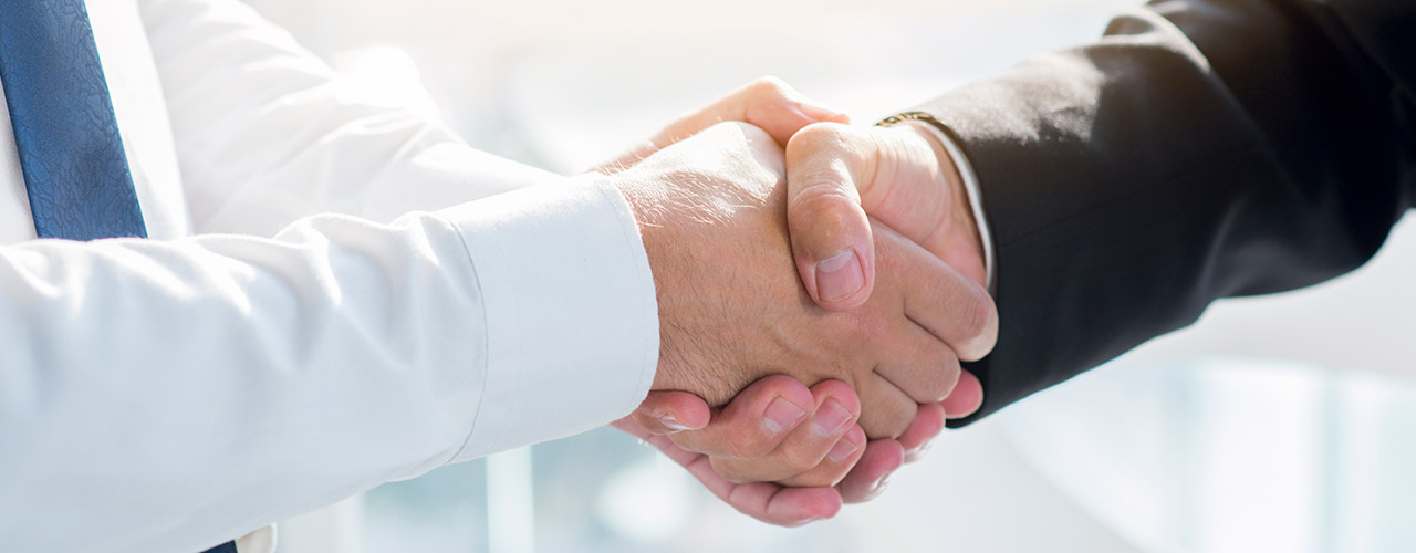 Instituto Êxito faz parceria com ABRACS para auxiliar idosos a empreender