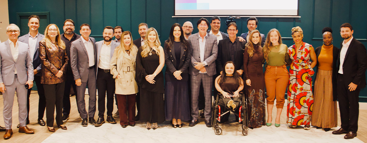 Instituto Êxito de Empreendedorismo realiza jantar de negócios para empreendedores com participação de Janguiê Diniz, Joel Jota e Carol Paiffer