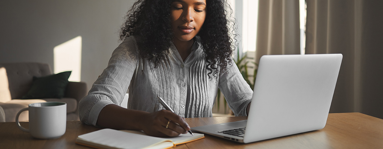 Plataforma “Seu Primeiro Passo” oferece cursos gratuitos para inscritos no CadÚnico em 2025