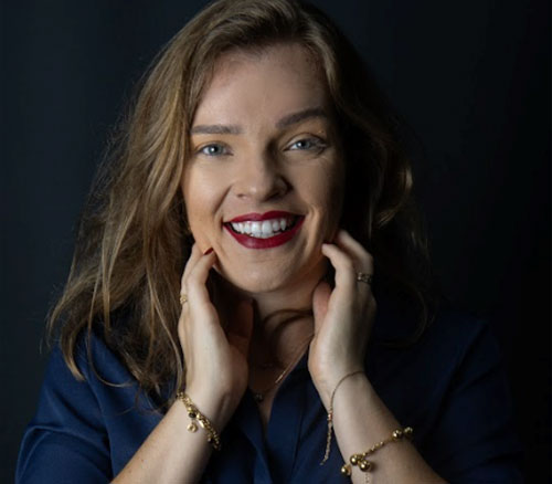 Nayara Mota Oliveira Souza